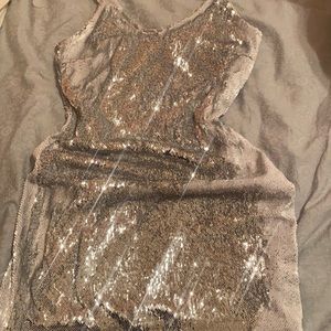 Beautiful smal dress!